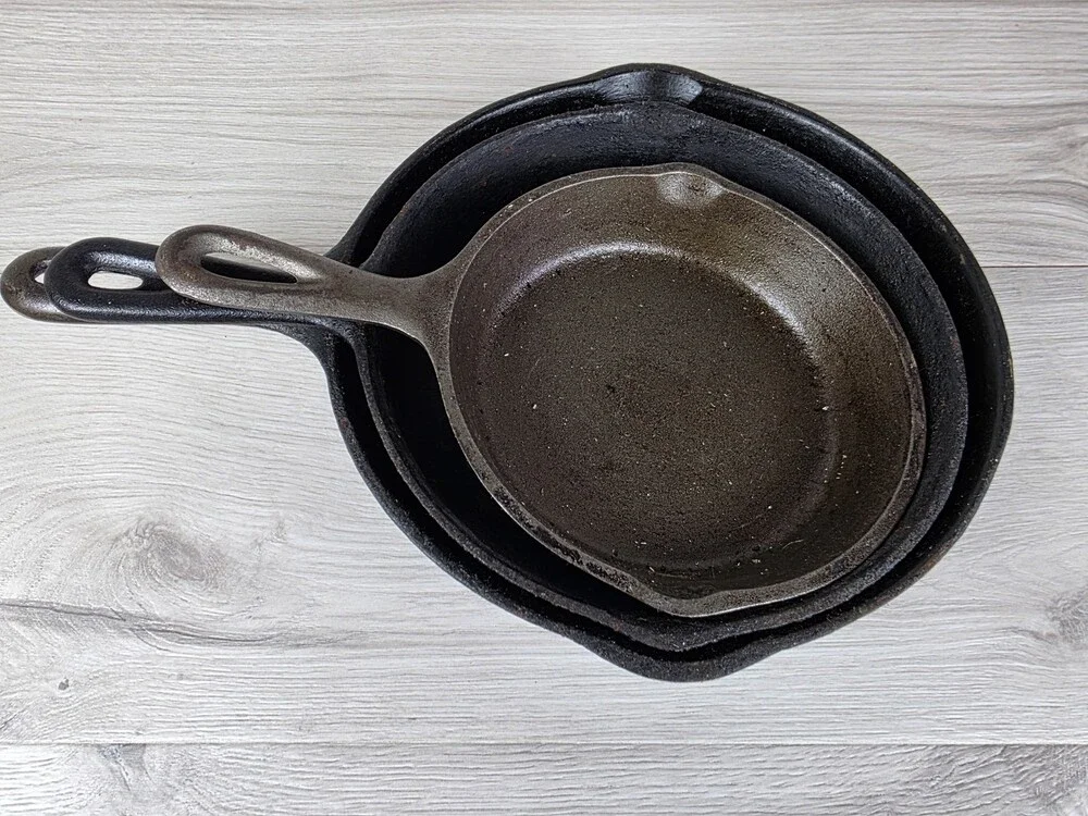 Set of 3 Cast Iron Skillets Traditional Utility Cookware USA and Korea Made SU29